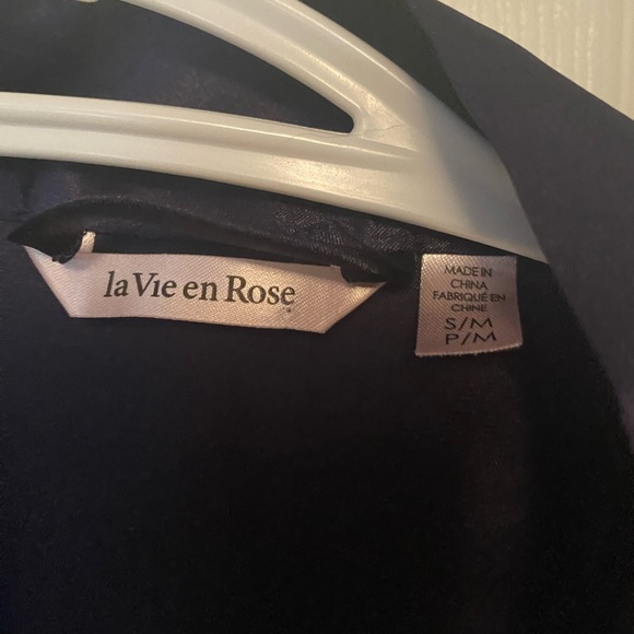 Silky robe dark blue. - Picture 4 of 4